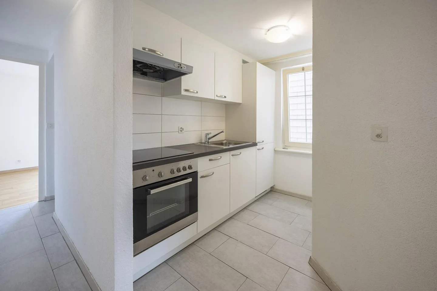 Maison individuelle polyvalente avec appartement - Photo 10 sur 15