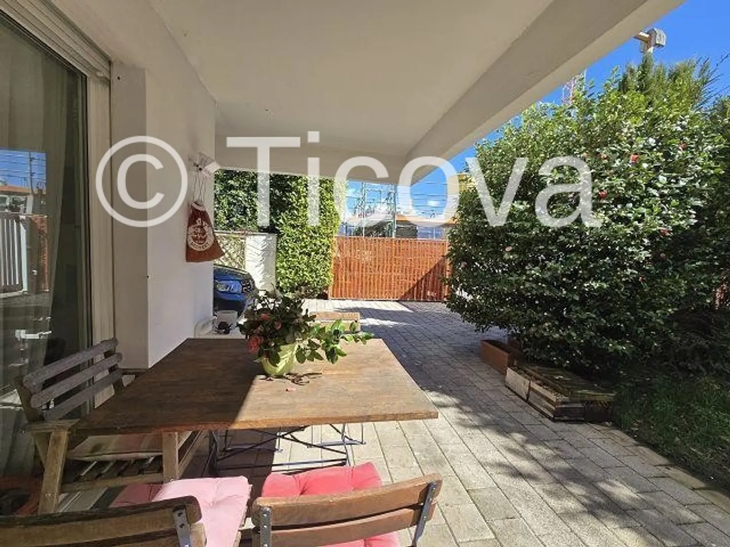 Apartment Building in Lugano - Photo 15 of 20