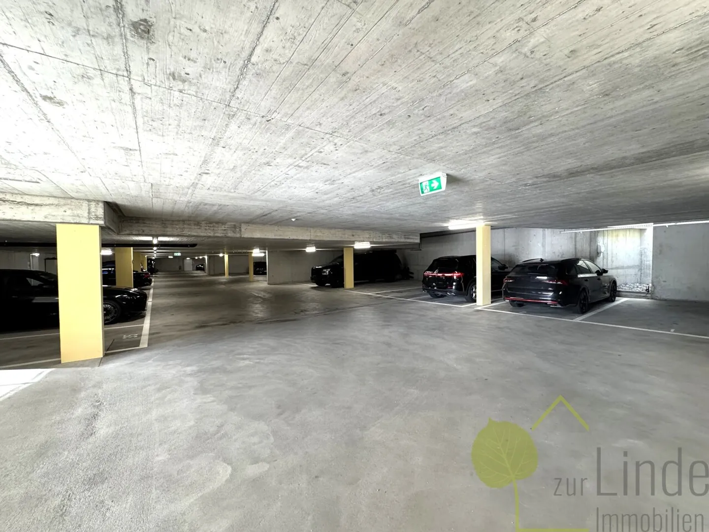 Underground parking space for rent - Photo 3 of 4