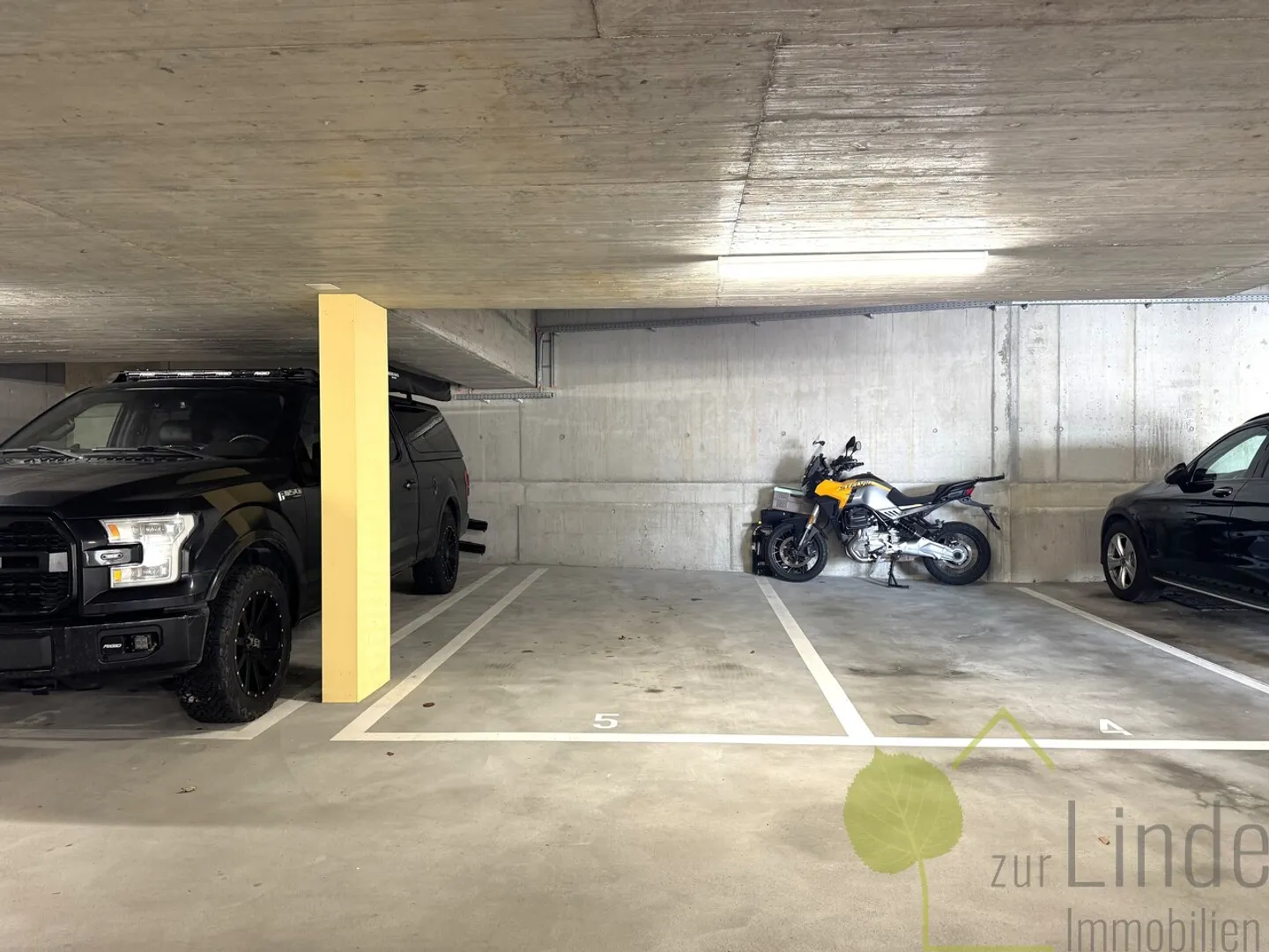 Underground parking space for rent - Photo 1 of 4