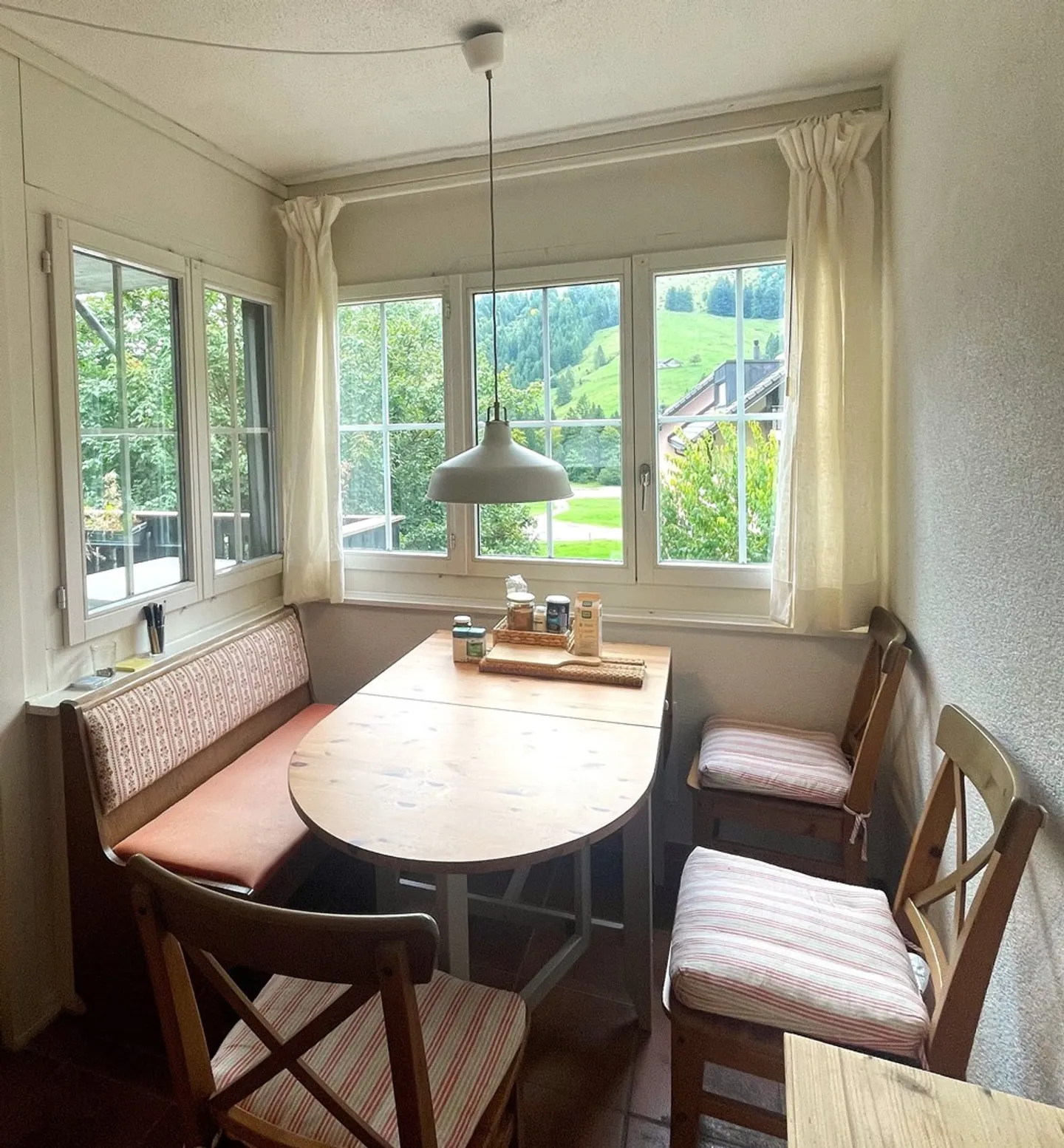 MOLESON | 2.5 Room Apartment - Photo 3 of 7