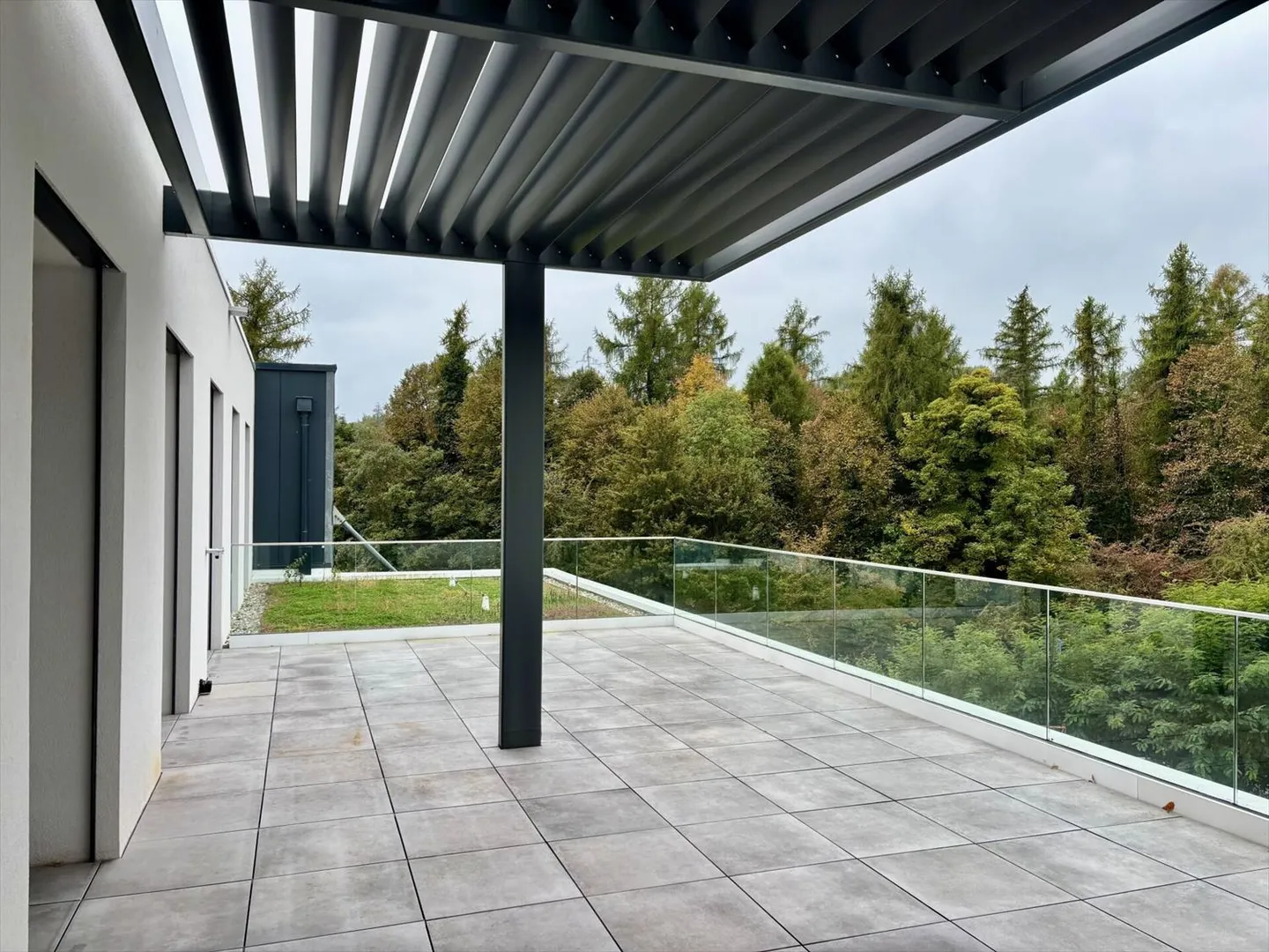 Bureaux neufs et lumineux de haut standing - en face de la gare CFF de Bussigny ! - Photo 3 sur 8