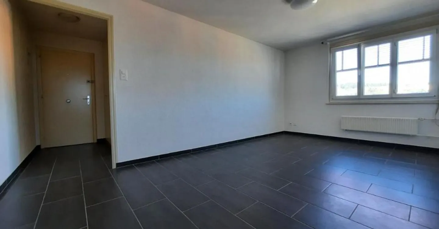 Schöne 3-Zimmer-Wohnung im 3. Stock - Foto 3 von 8
