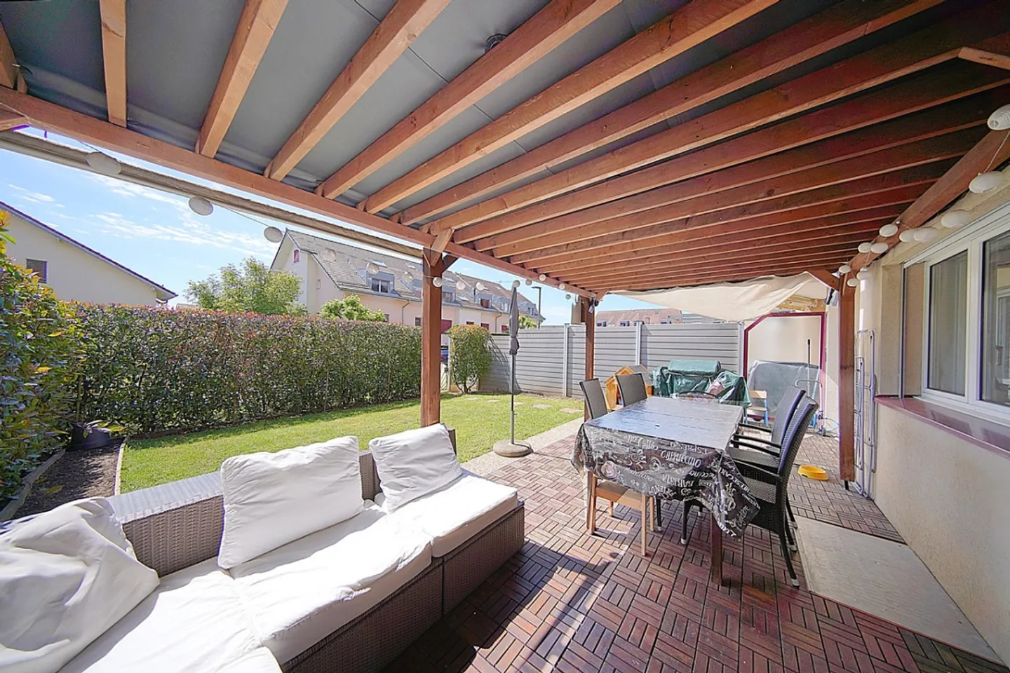 Spacieux appartement avec jardin - Photo 1 sur 13