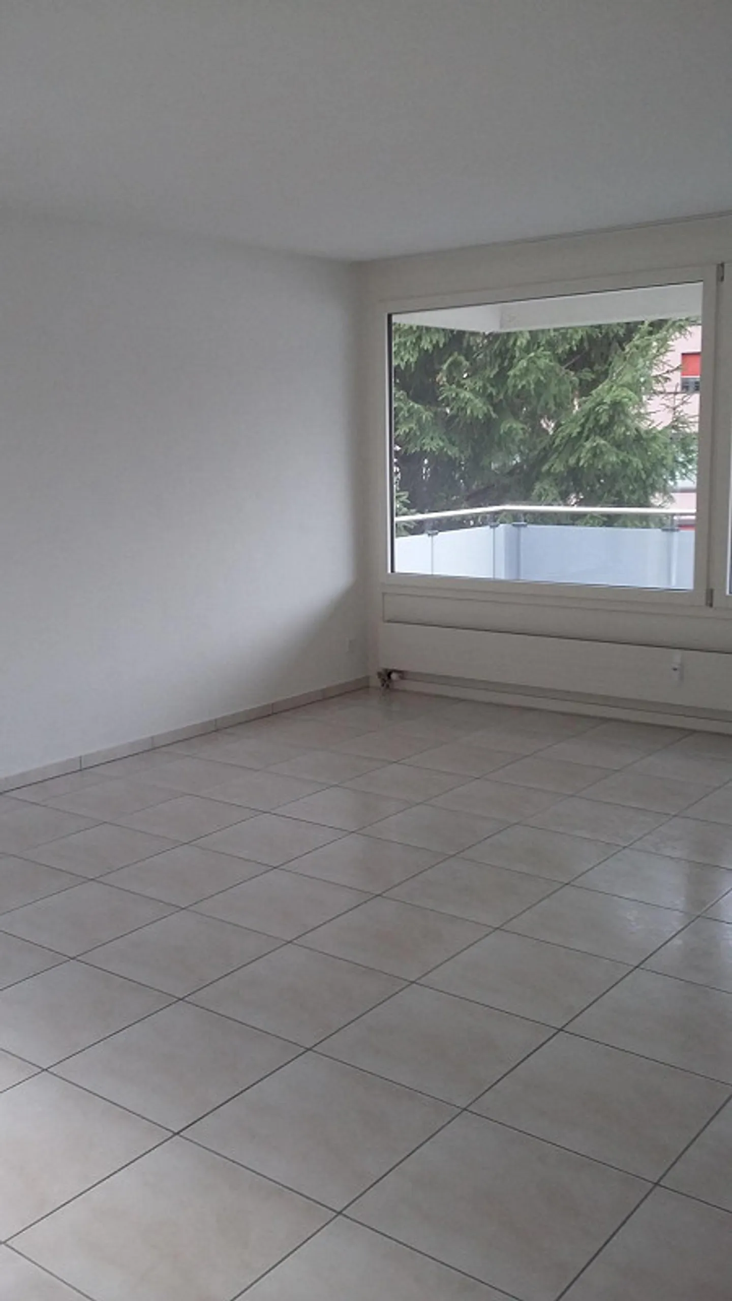 4 Room Apartment (Raised Ground Floor) - Photo 9 of 9