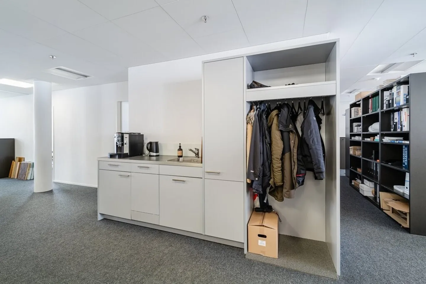 Spazio ufficio attraente - la nuova casa per la tua azienda! - Foto 6 di 8