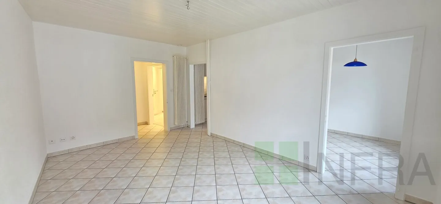 Beautiful 3.5 rooms - Integrated washer/dryer - Photo 2 of 13