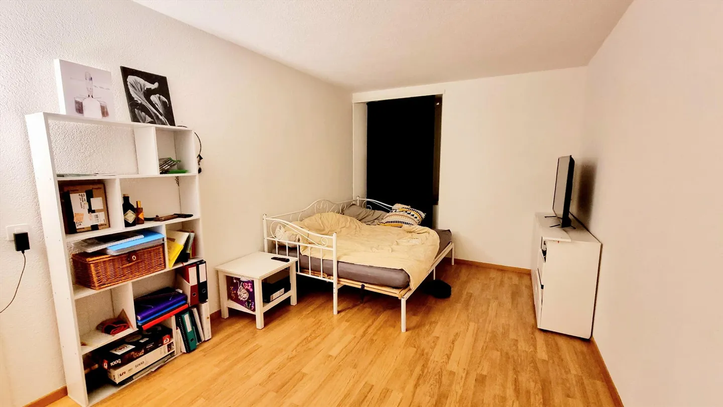 Charmantes Wohn- und Geschäftshaus mit Praxisraum und 4 Wohnungen - Foto 11 von 13
