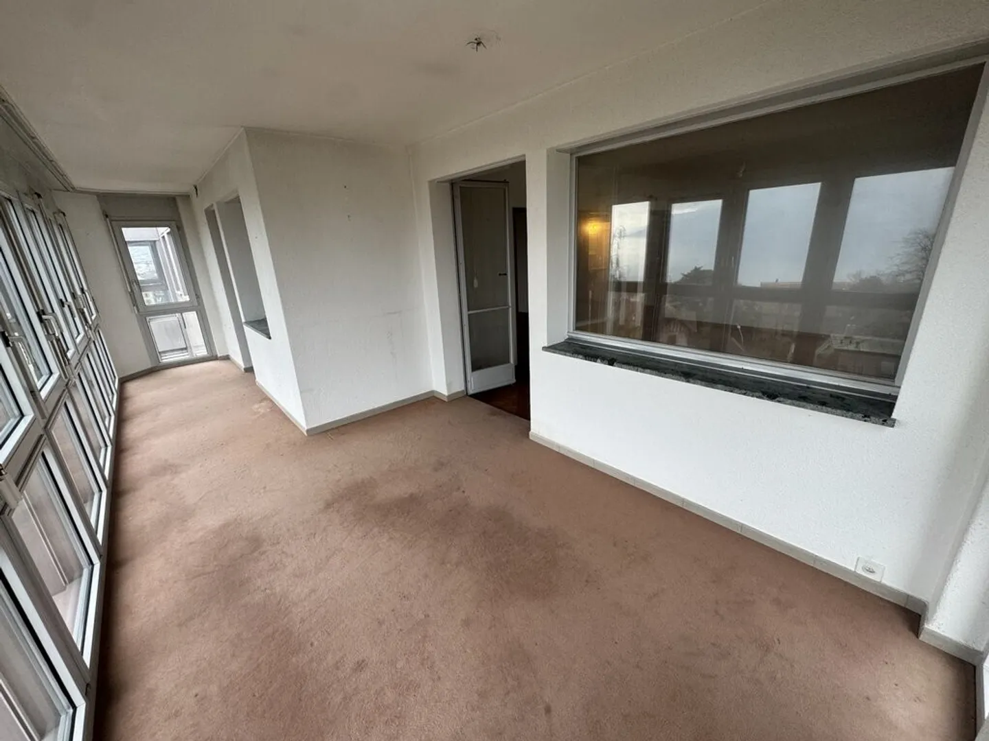 Spacious 5.5 rooms near Lake Geneva - Photo 8 of 8