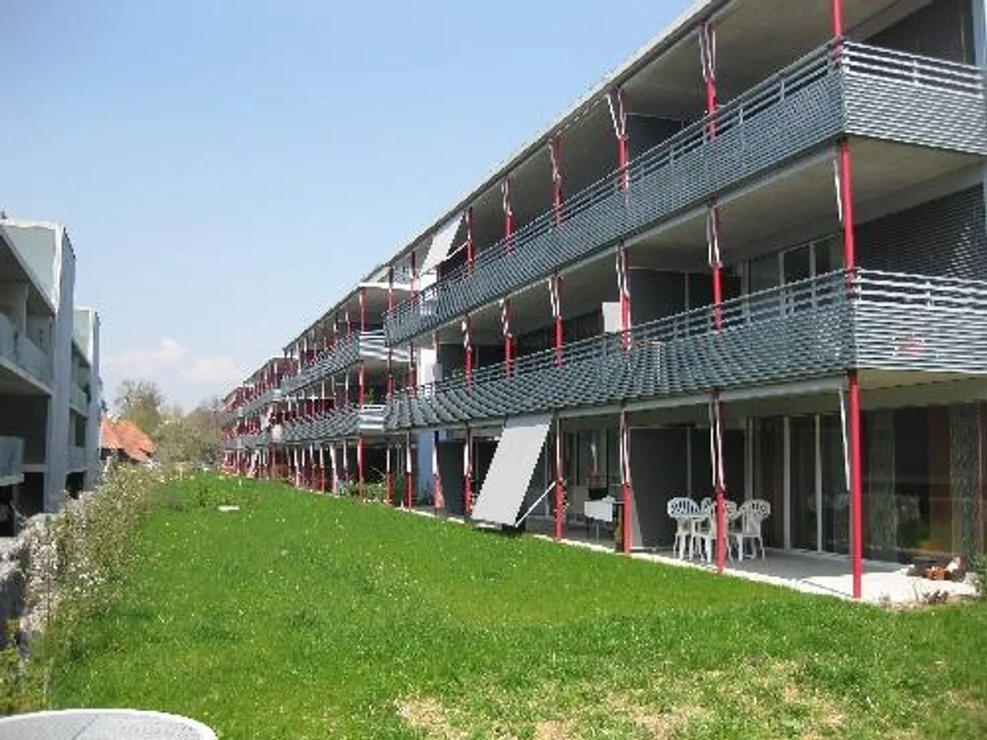 Stilvolles Apartment mit Terrasse - Foto 2 von 8