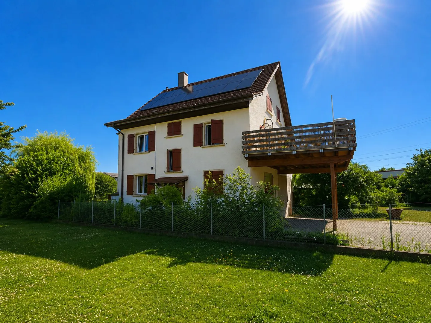Spacious Family Home in Courgenay - Photo 2 of 34
