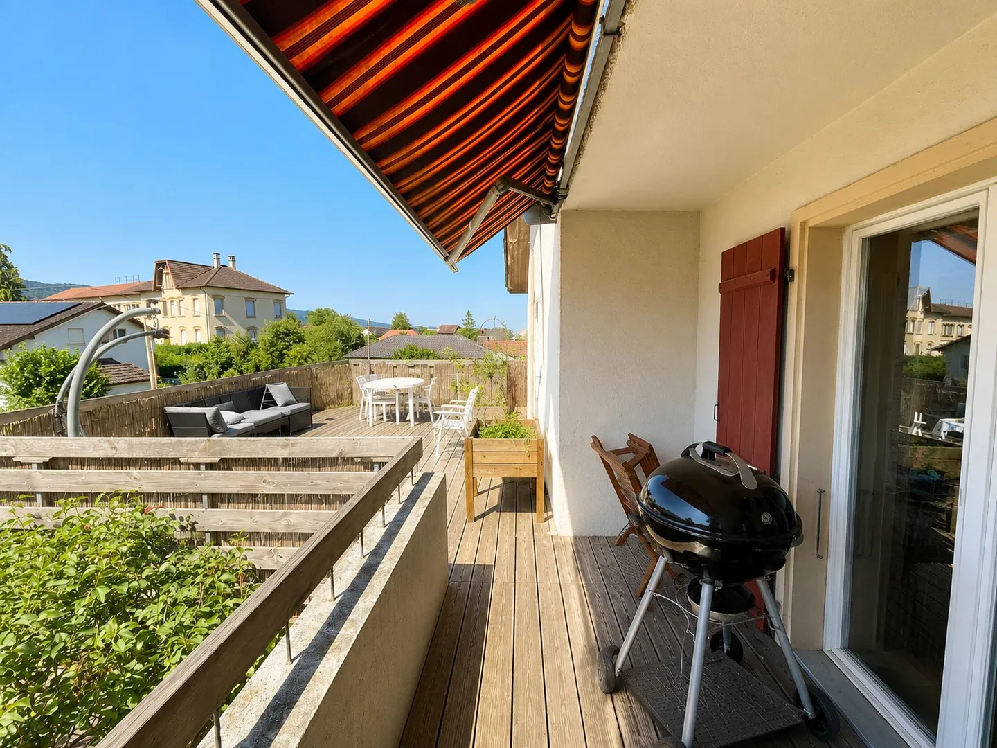 Spacious Family Home in Courgenay - Photo 12 of 34