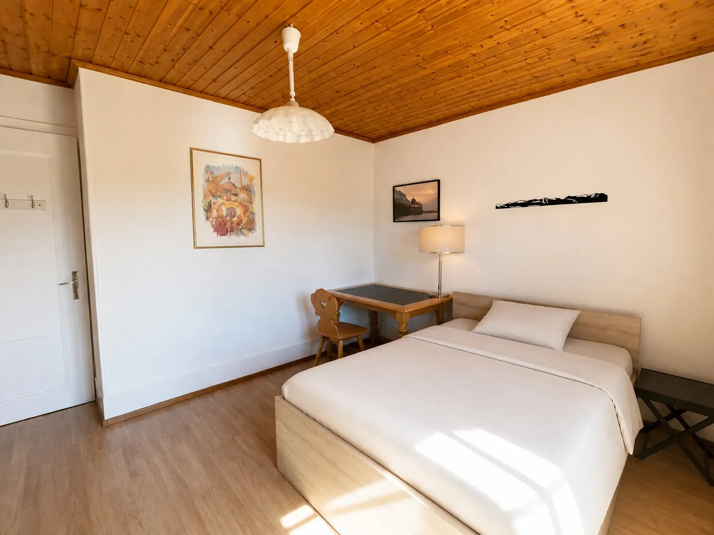 Spacious Family Home in Courgenay - Photo 17 of 34