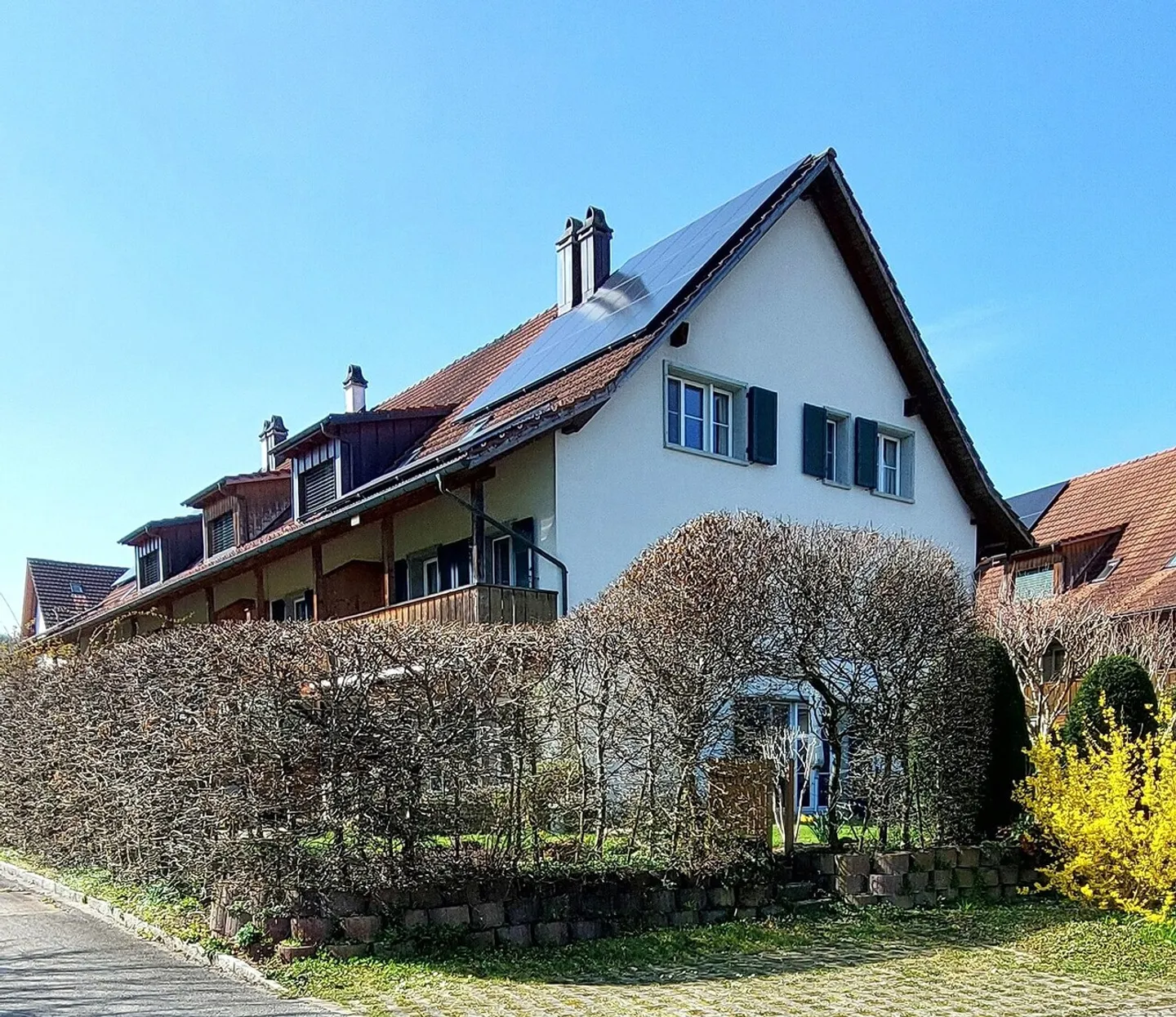 Geräumiges Familienhaus in Lupfig - Foto 1 von 10
