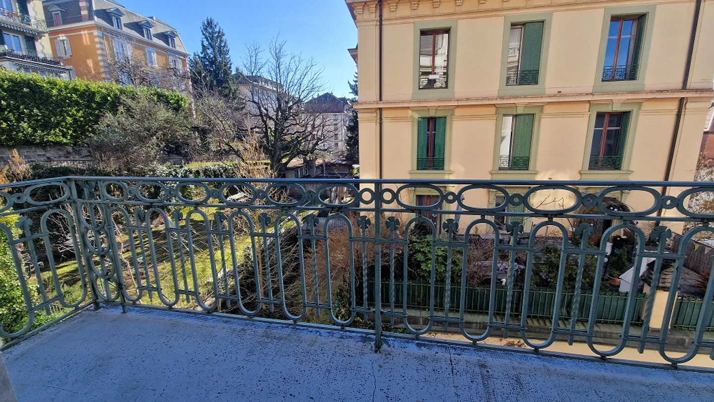 Edificio Affascinante con Potenziale - Foto 10 di 11