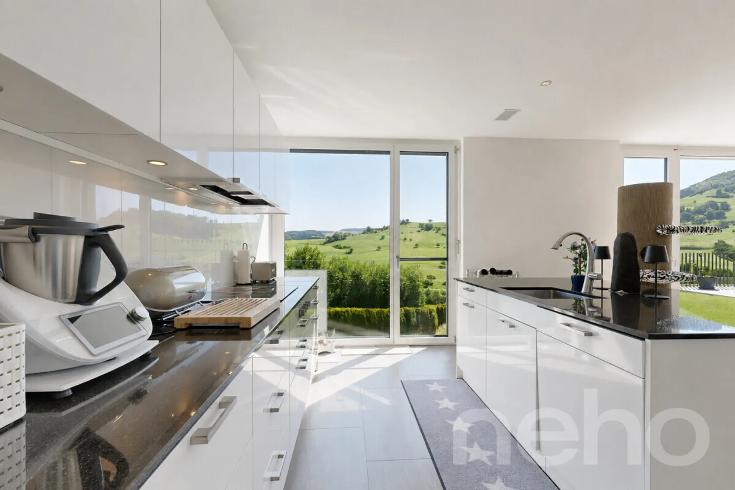 Modernes Zuhause mit unverbaubarer Weitsicht und viel Wohnkomfort - Photo 5 sur 12