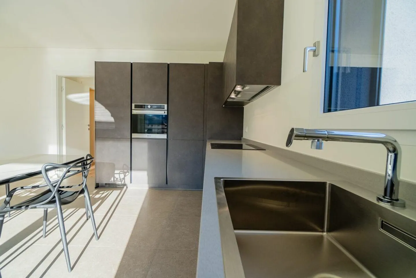 Résidence du Soleil 3.5 avec Jardin - Photo 8 sur 17