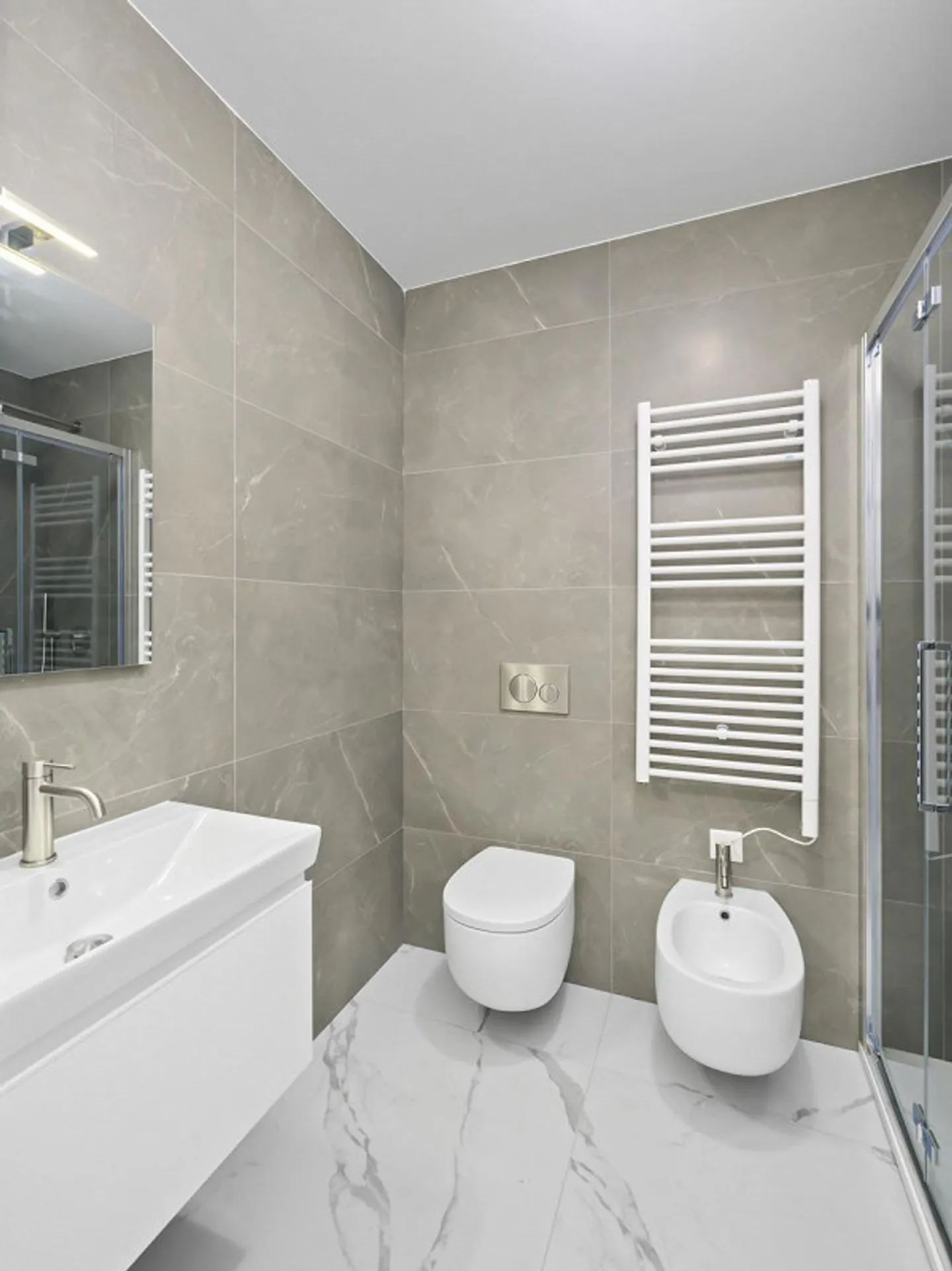 Modern Apartment in Prime Location near Franklin University Switzerland - Photo 7 of 7