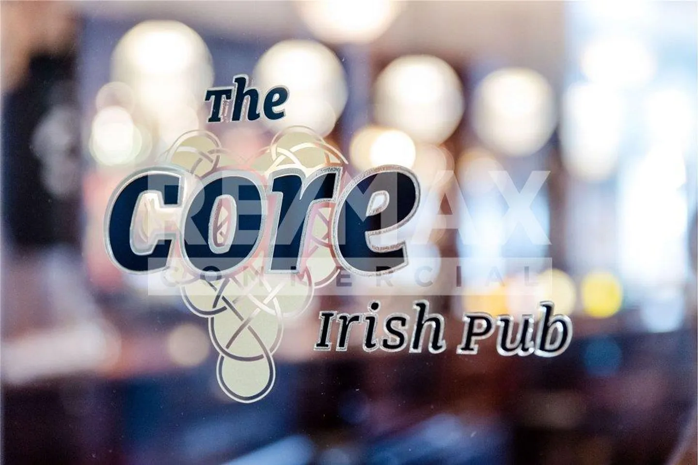 Pub irlandais original unique "The Core" Engelberg - Photo 1 sur 13