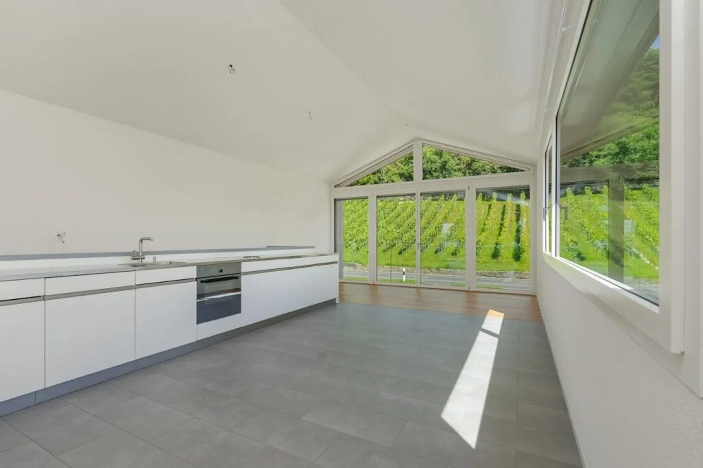 Votre nouvelle maison de rêve avec jardin au bord du lac de Morat ! - Photo 11 sur 11