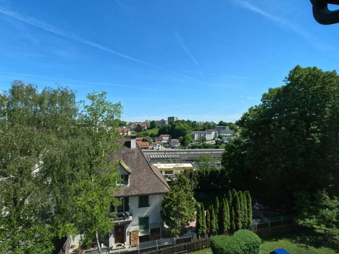 NUOVO! - Appartamento familiare vicino al centro, con balcone, appena dipinto, bagno e cucina ristrutturati di recente - Foto 11 di 11