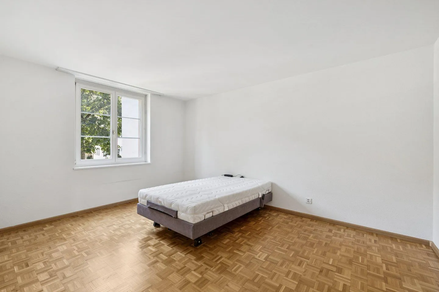 Sonnige 3.5-Zimmerwohnung zum Verkaufen - Foto 3 von 8
