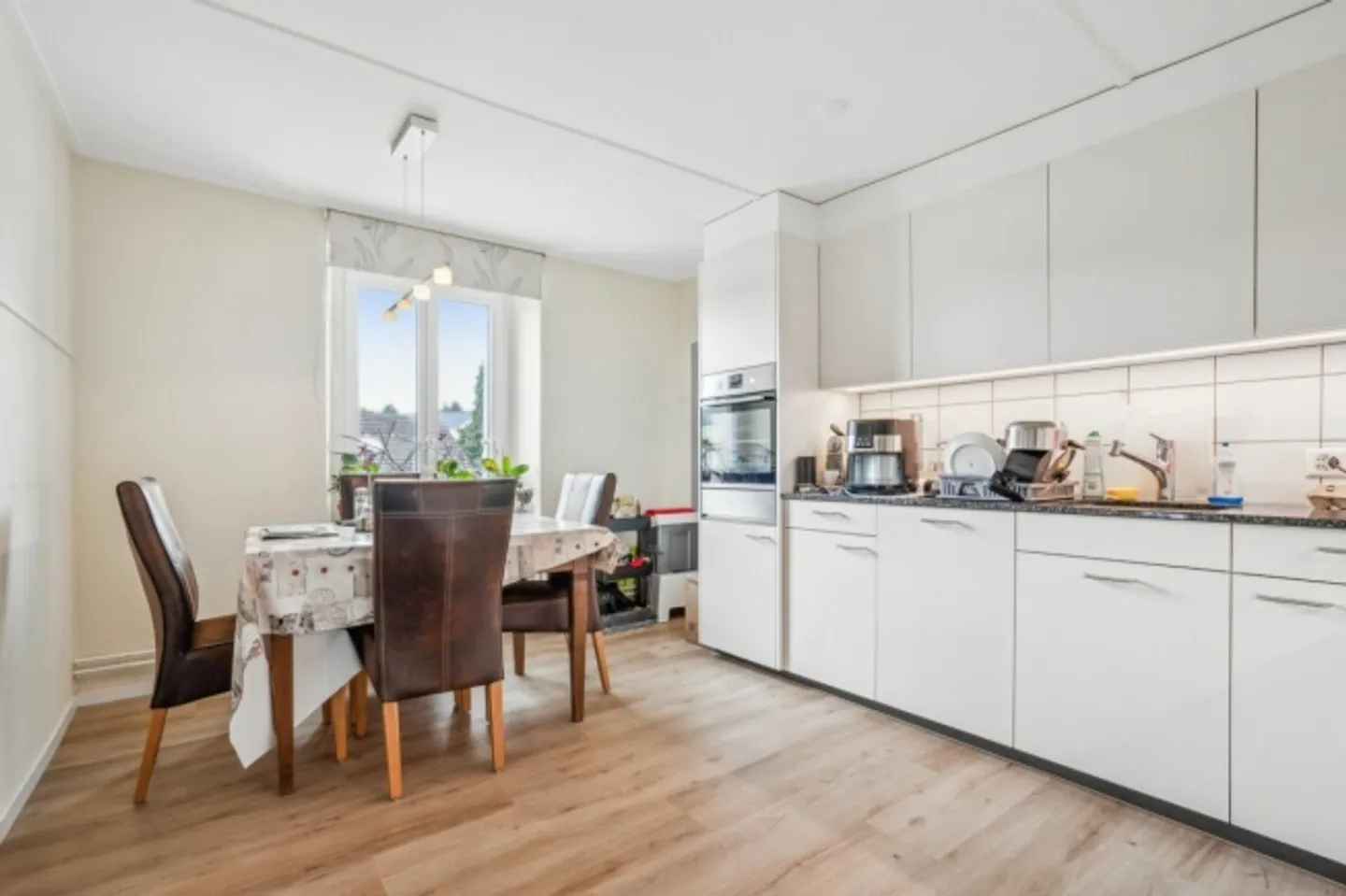 Residential building for sale - Photo 9 of 15