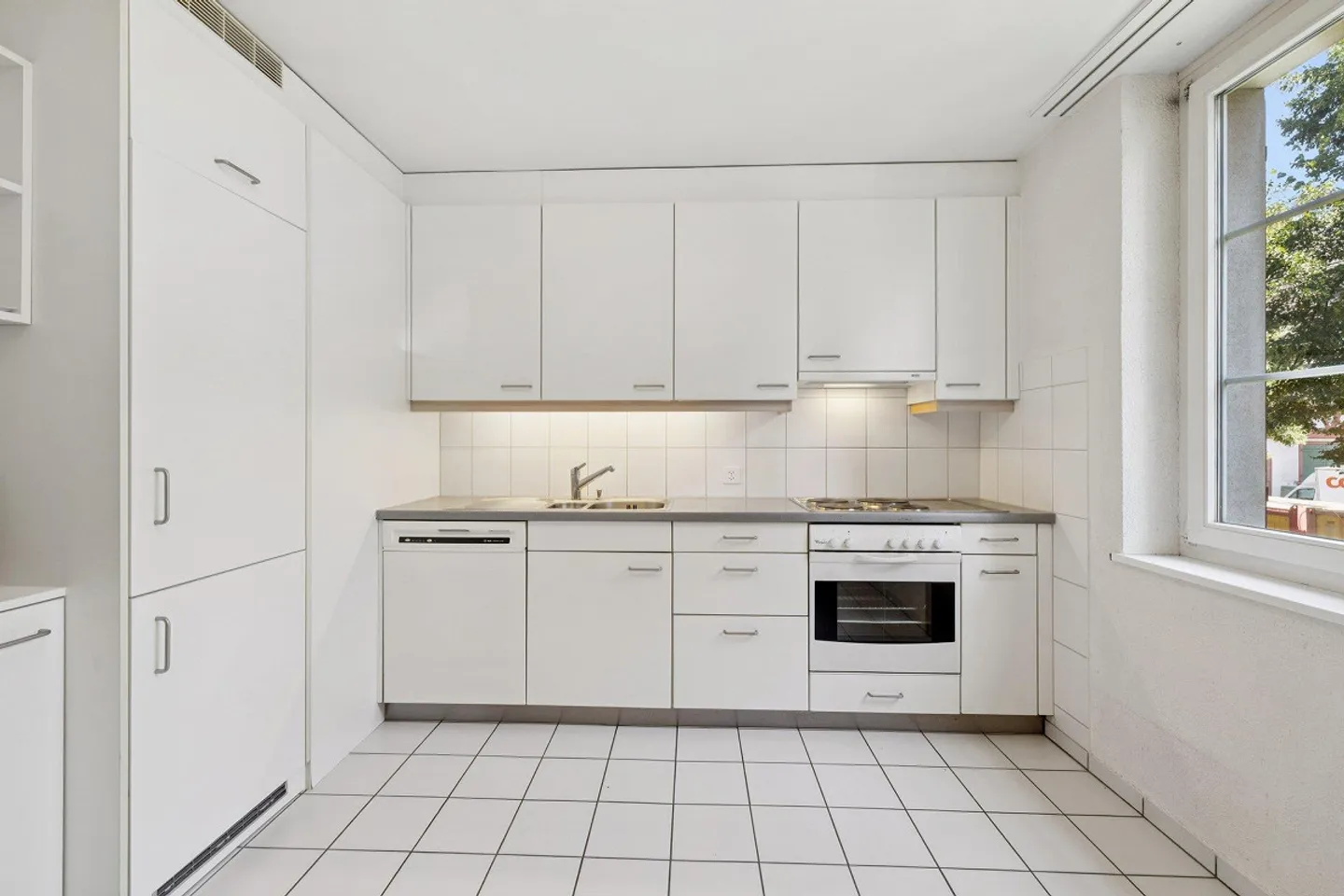 Sonnige 3.5-Zimmerwohnung zum Verkaufen - Foto 7 von 8