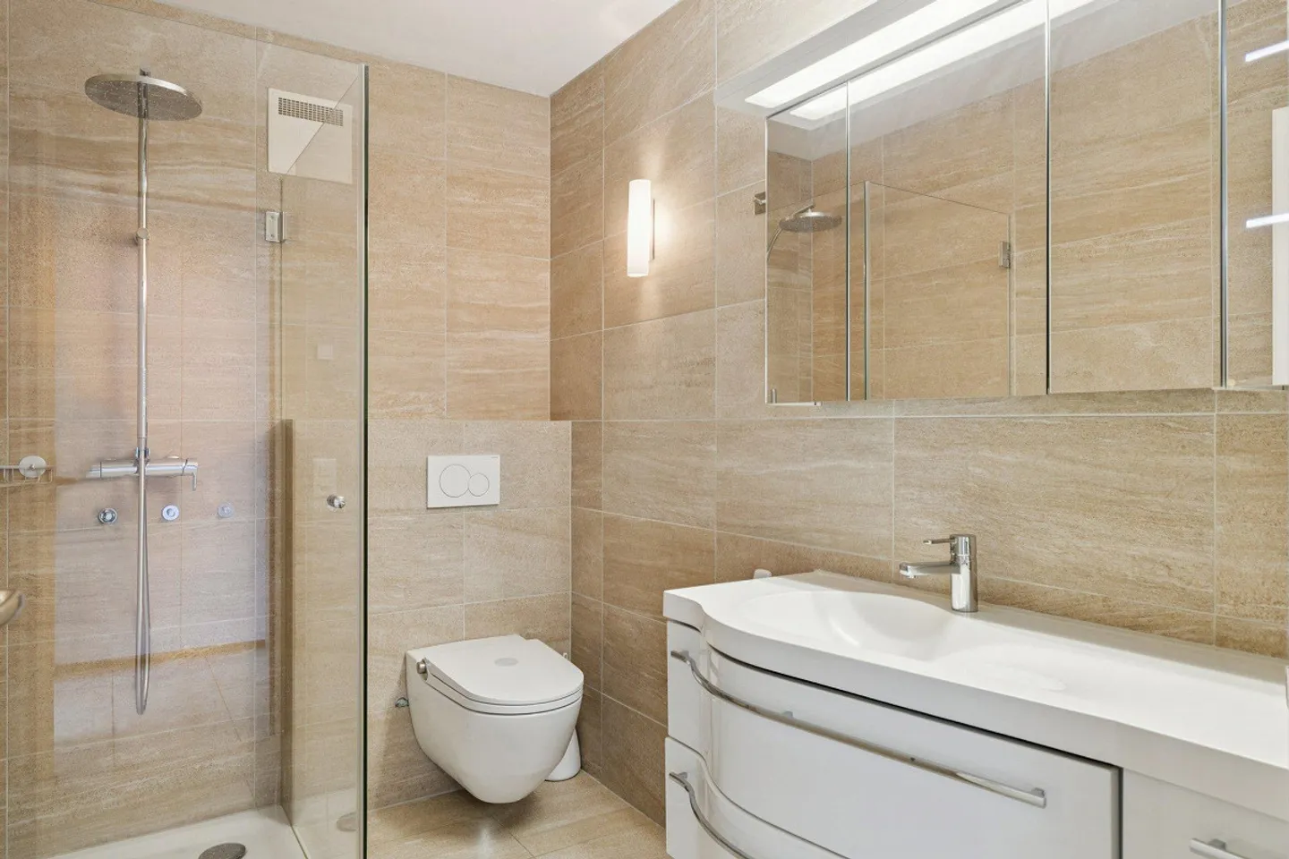 Sonnige 3.5-Zimmerwohnung zum Verkaufen - Foto 8 von 8