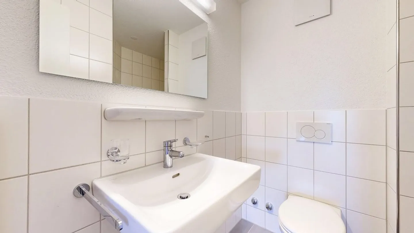 Apartment for rent - Photo 4 of 12