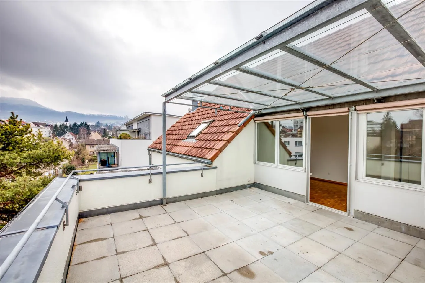 Dream Home with Gallery - Photo 5 of 7