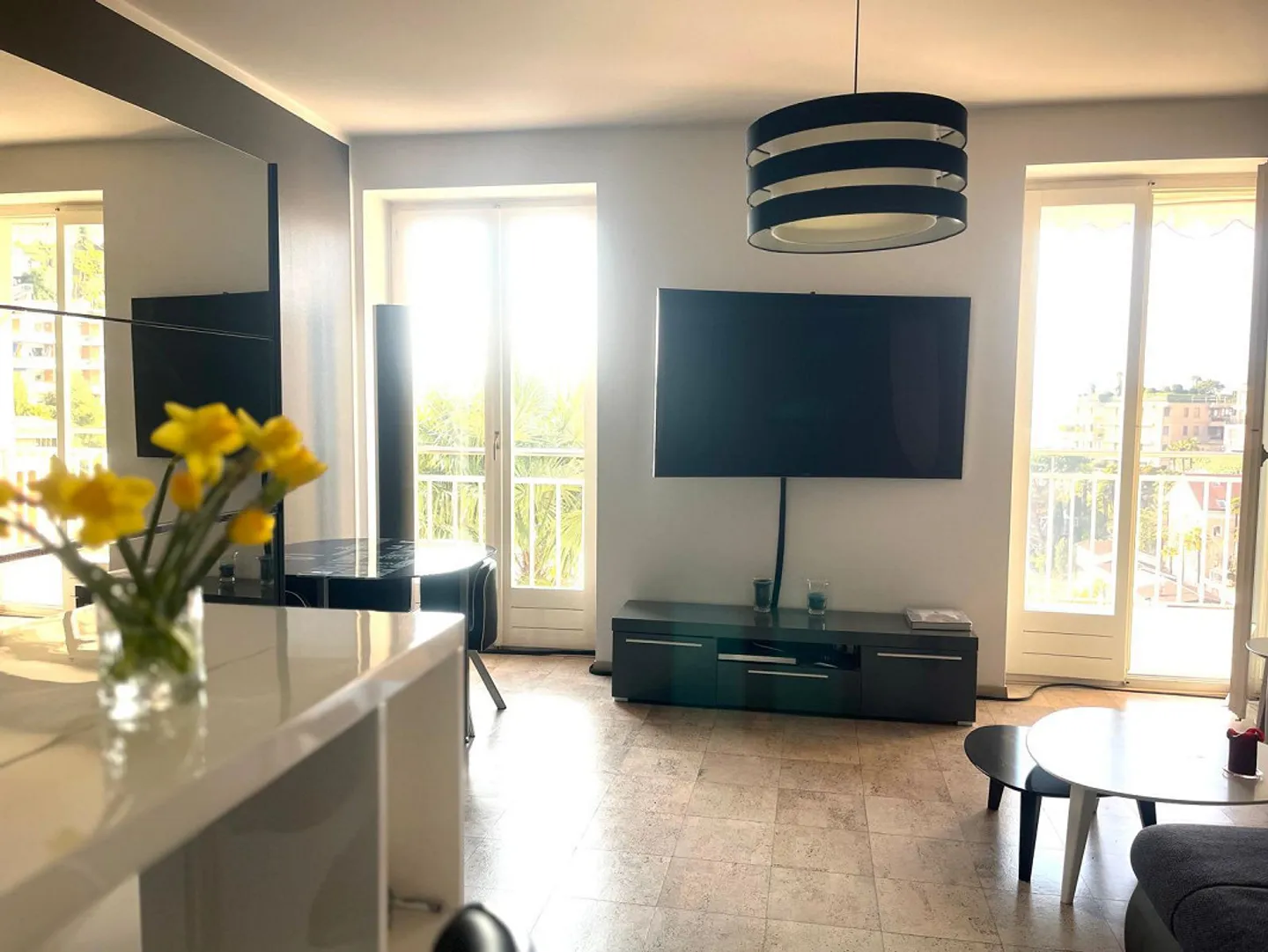 2,5-ZIMMER-WOHNUNG MIT WUNDERSCHÖNEM SEEBLICK - Foto 4 von 13