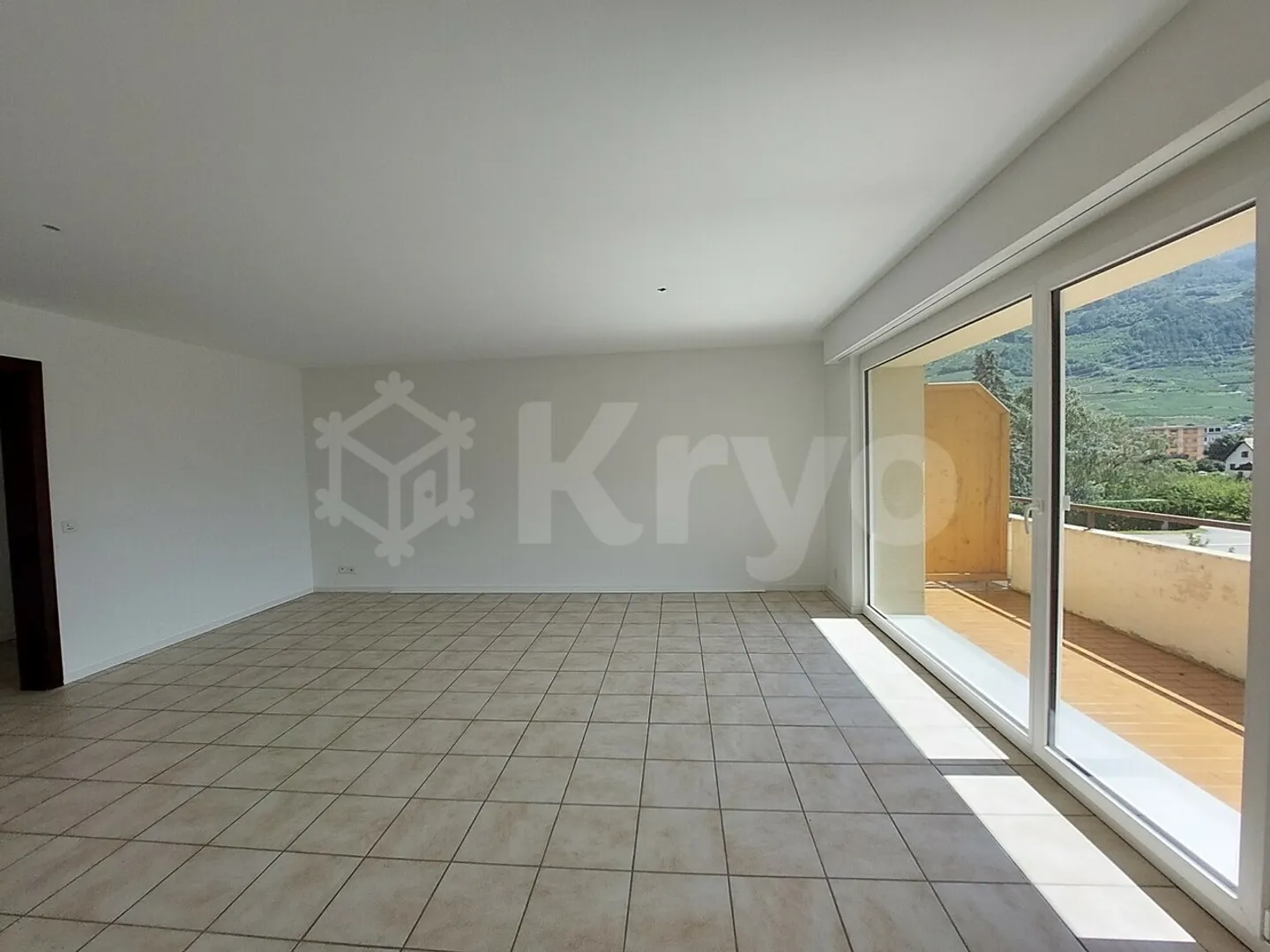 Schönes 3.5-Zimmer-Apartment mit Balkon - Foto 4 von 9