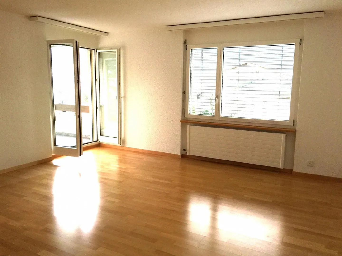 Appartement 4½ pièces élégant dans un emplacement résidentiel central - Photo 7 sur 9