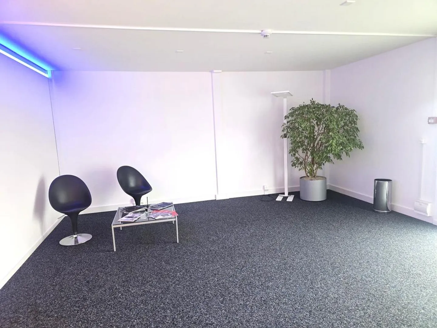 Moderne Büroräumlichkeiten in Lyss - Foto 4 von 7