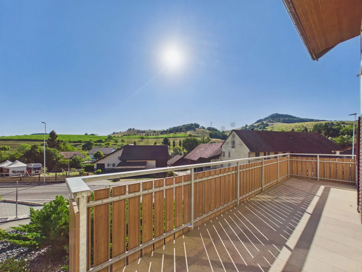 Appartamento affascinante e luminoso con bel balcone, inclusa e... - Foto 1 di 12