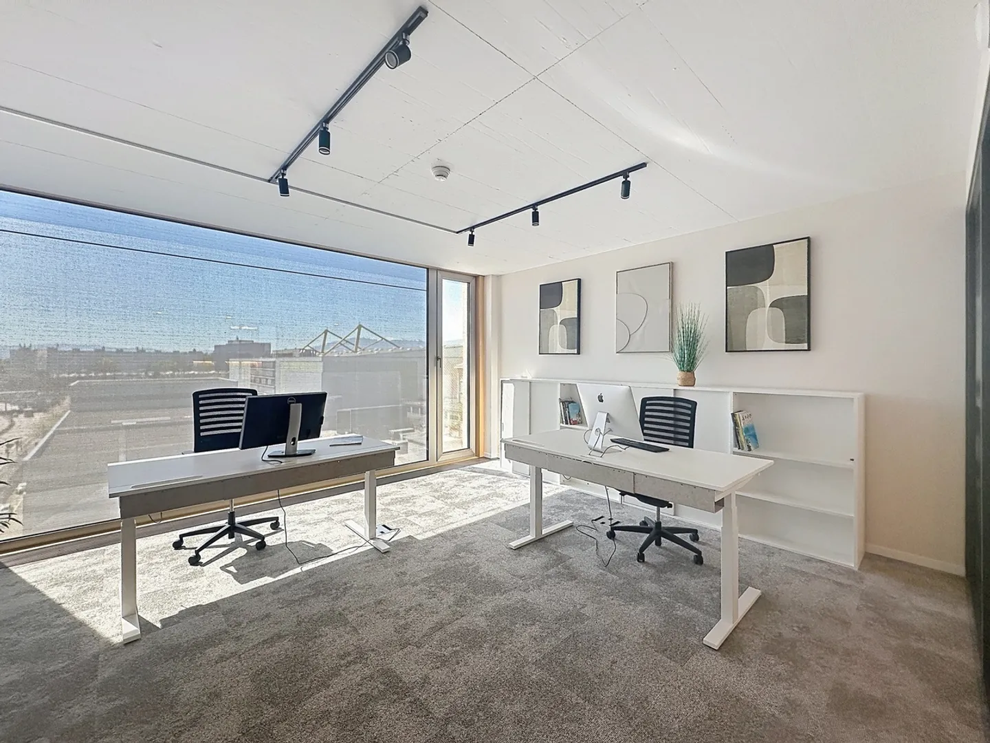 Uffici in Coworking nel cuore del centro economico dell'aeroporto - Foto 1 di 4