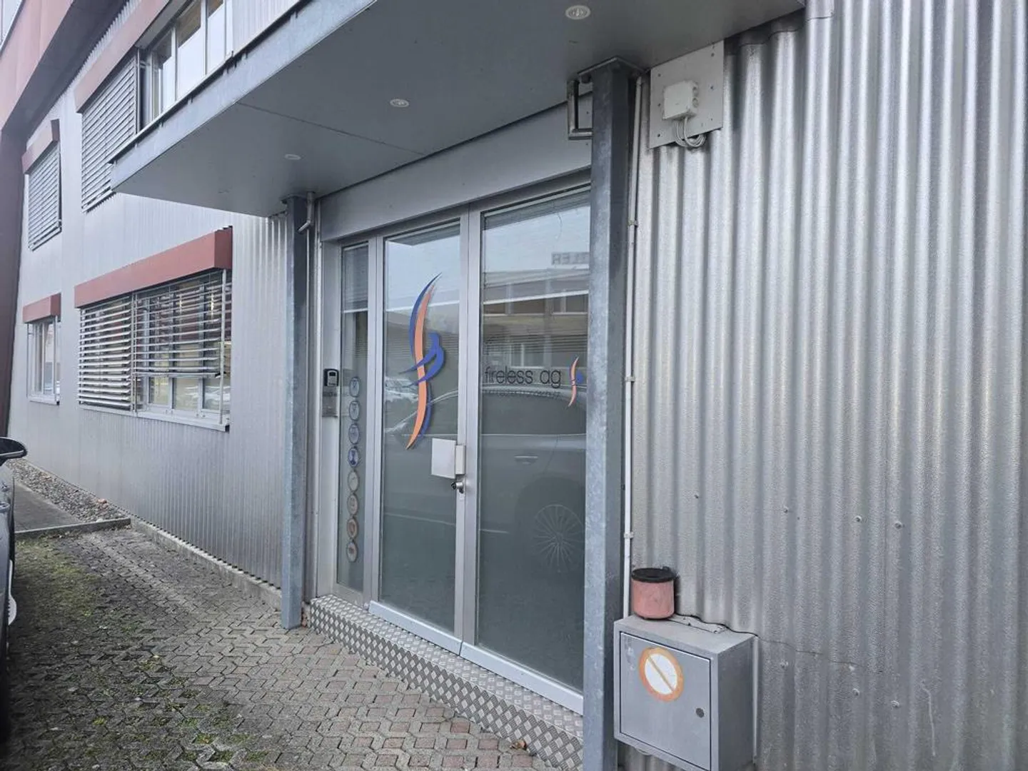 Moderne Büroräumlichkeiten in Lyss - Foto 7 von 7
