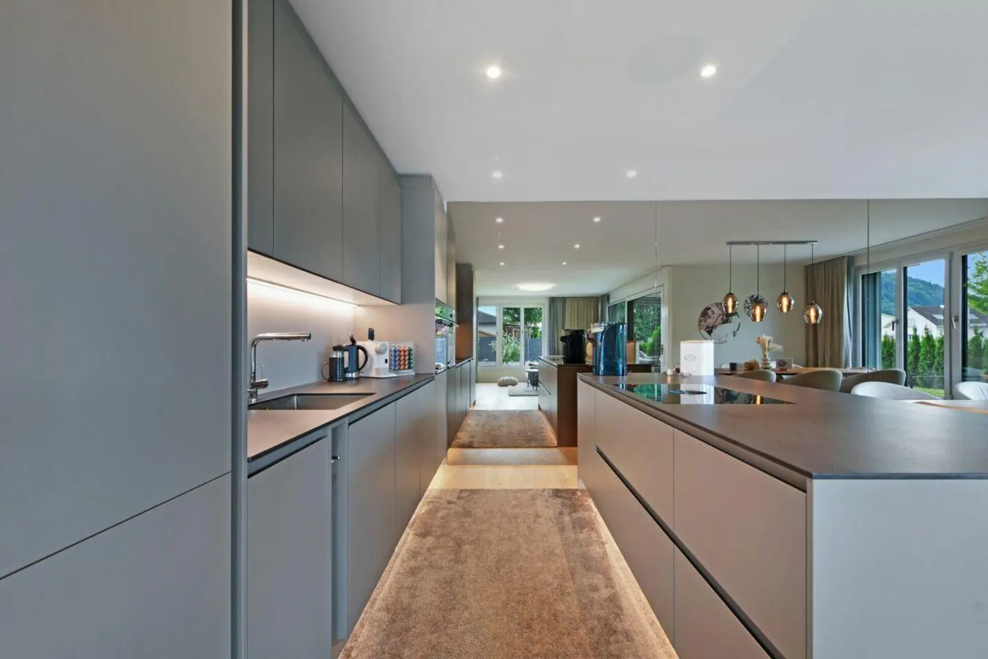 Exclusive 3.5-room garden apartment with high-quality finish and generous outdoor space - Photo 5 of 25