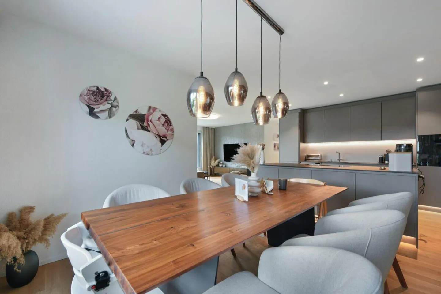 Exclusive 3.5-room garden apartment with high-quality finish and generous outdoor space - Photo 6 of 25