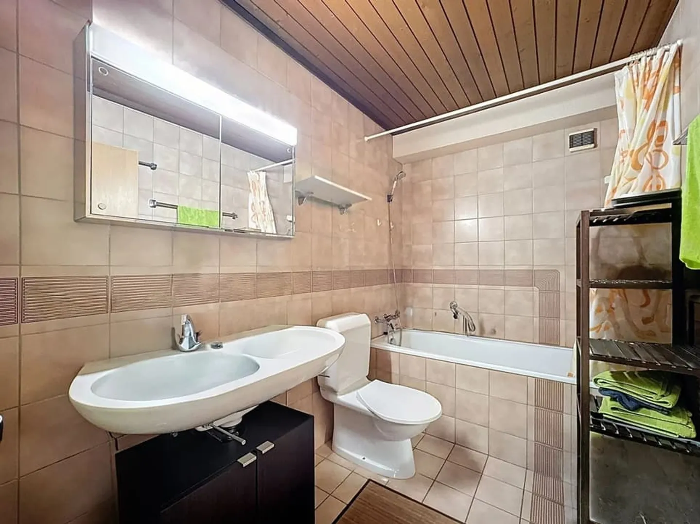 A 2 minutes à pied de la gare du LEB - Photo 7 sur 9