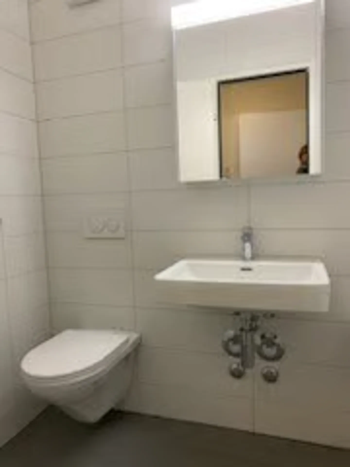 Moderne, helle 3,5-Zimmerwohnung - Photo 7 of 13