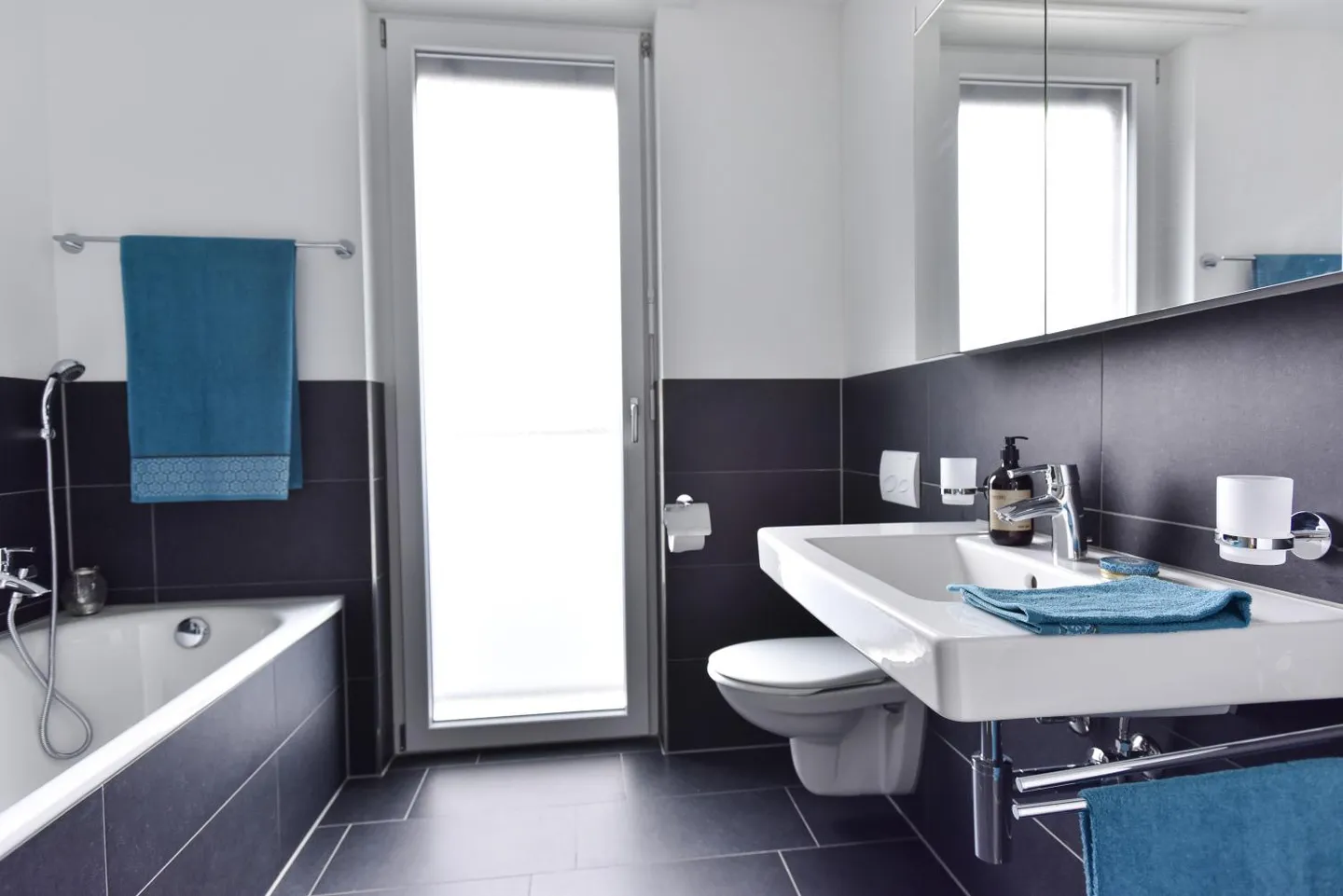 FINALMENTE A CASA - Appartamento elegante per sentirsi a proprio agio! - Foto 4 di 10