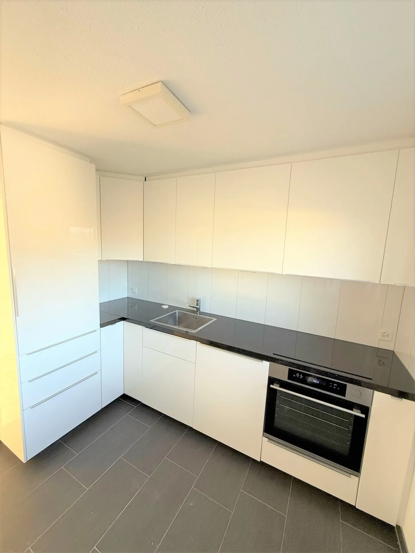 Appartamento Familiare Pratico - Foto 3 di 11