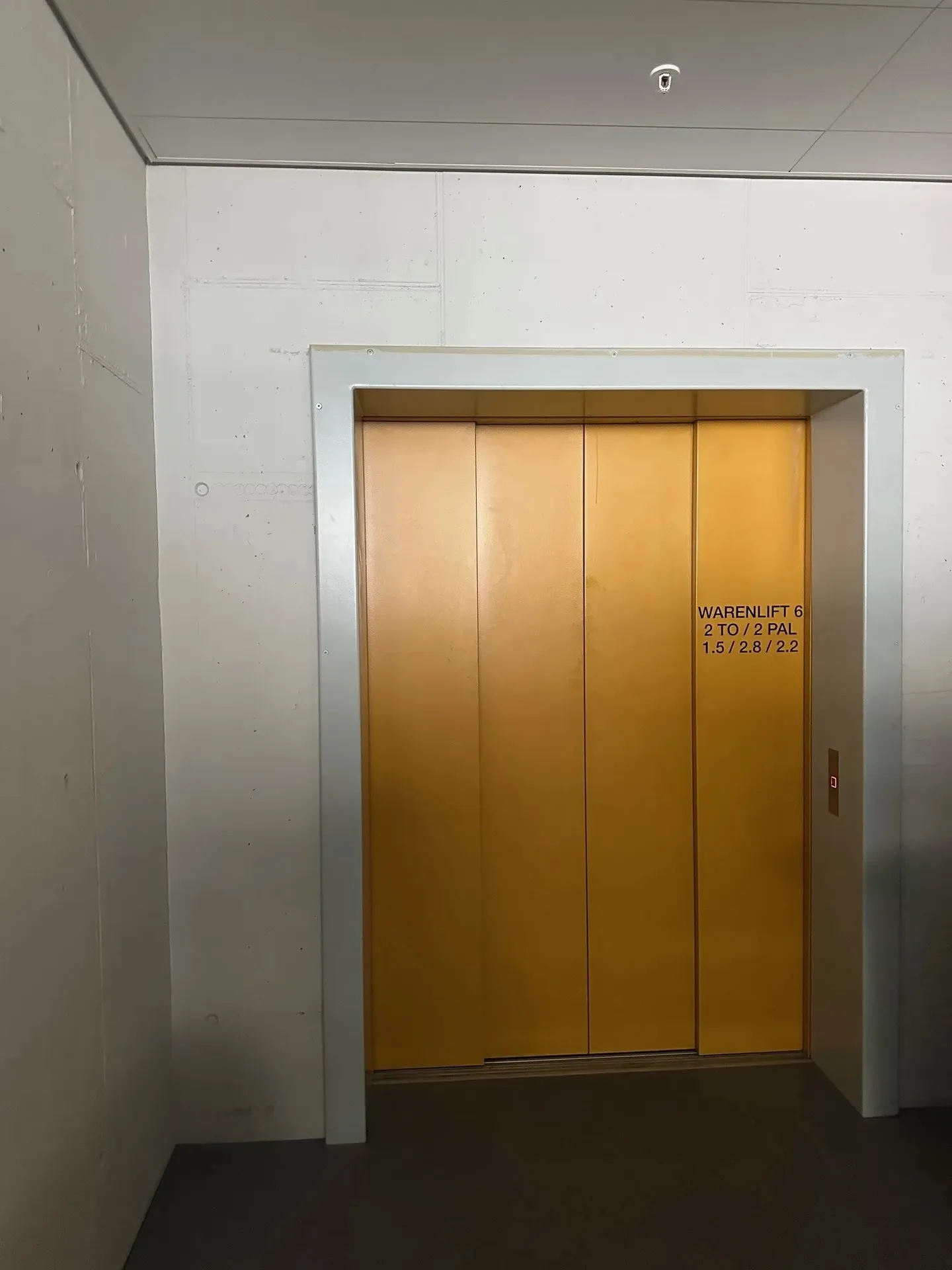 Bâtiment à louer, Bönirainstrasse 4, à Thalwil, Suisse - Photo 1 sur 10