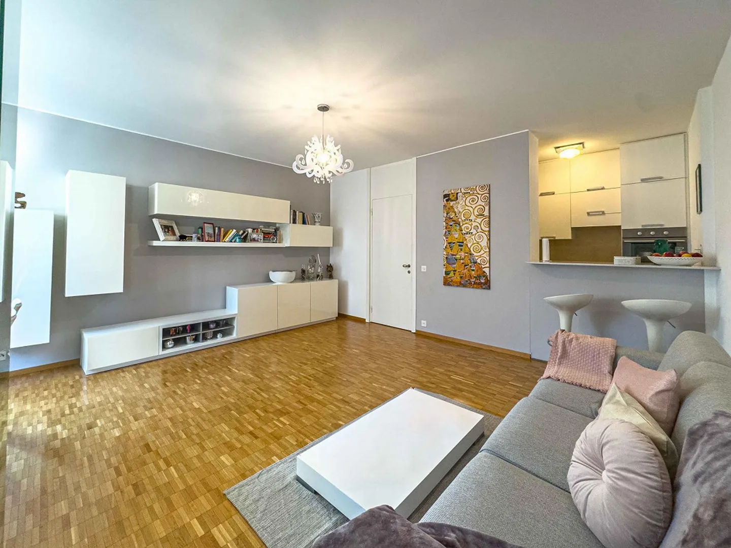 2.5 rooms near the center of Lugano - Photo 3 of 10