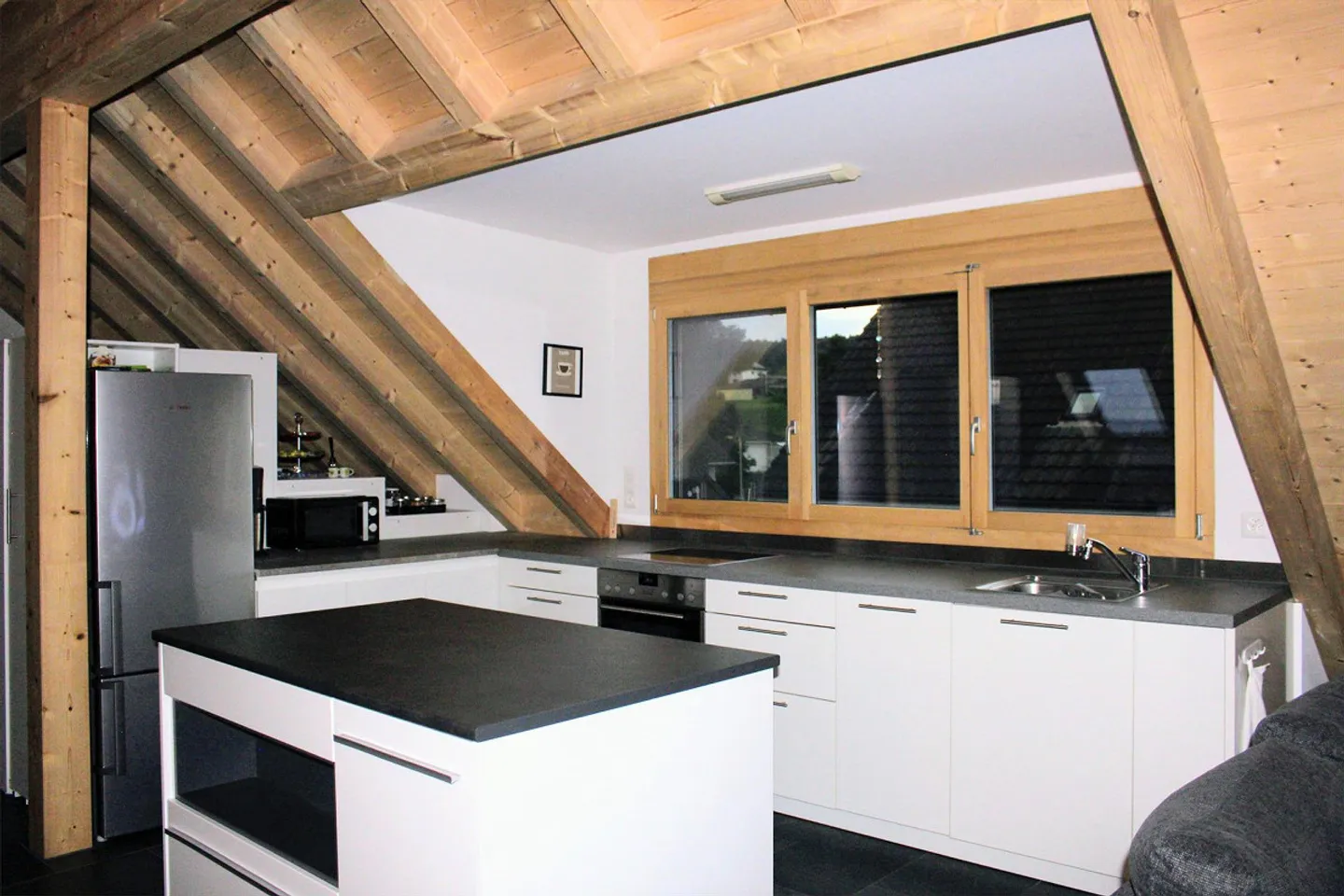 Möblierte Dachwohnung in steuergünstiger Gemeinde am Untersee - Foto 10 von 12