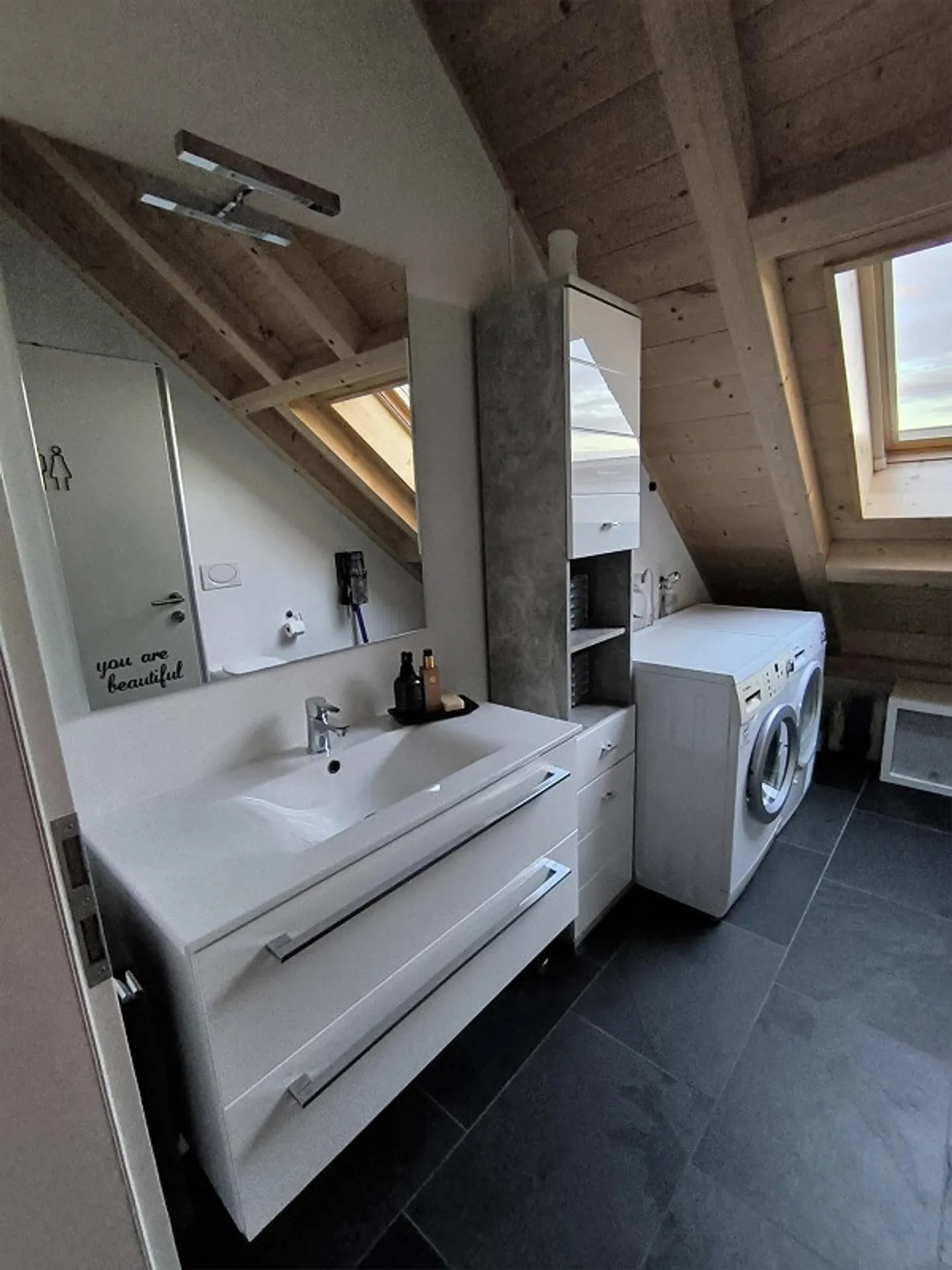 Möblierte Dachwohnung in steuergünstiger Gemeinde am Untersee - Foto 8 von 12