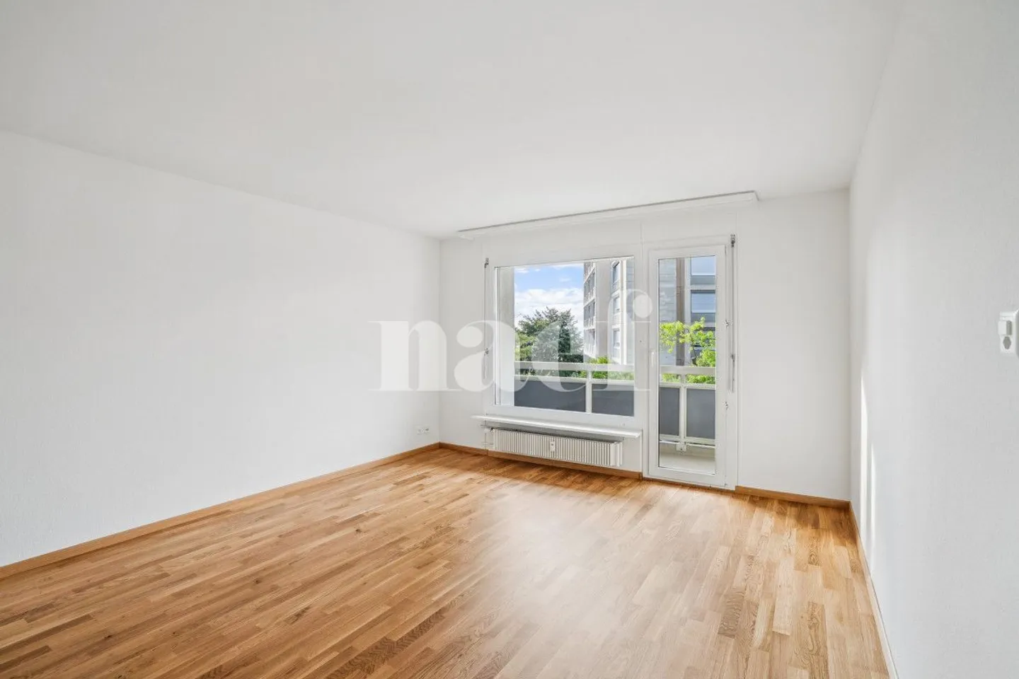 Appartement de trois pièces au 5ème étage - Photo 1 sur 5