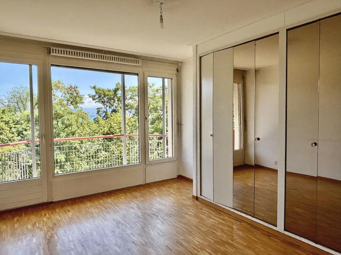 Apartment for sale - Photo 8 of 13